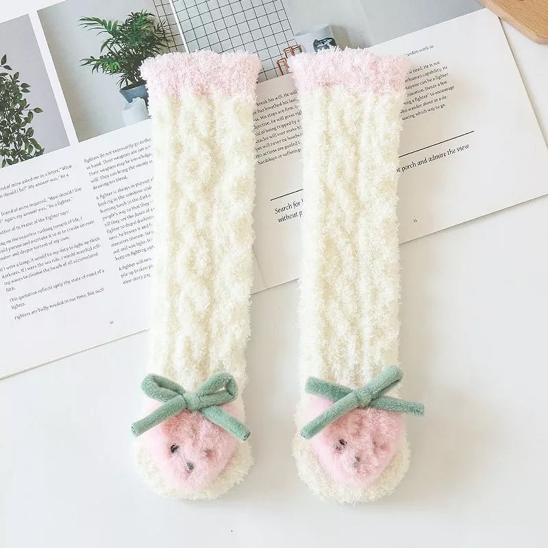 Flauschige Wintersocken für Babys