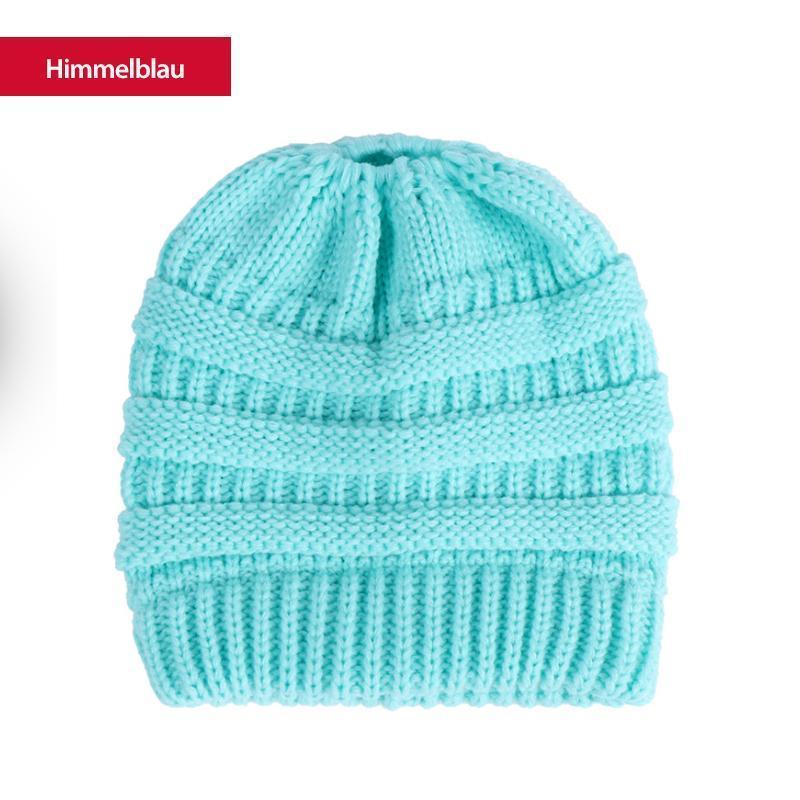 Weiche Strickpferdeschwanzkappe