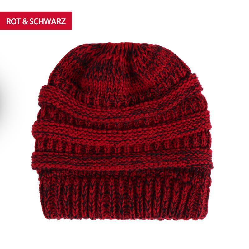 Weiche Strickpferdeschwanzkappe