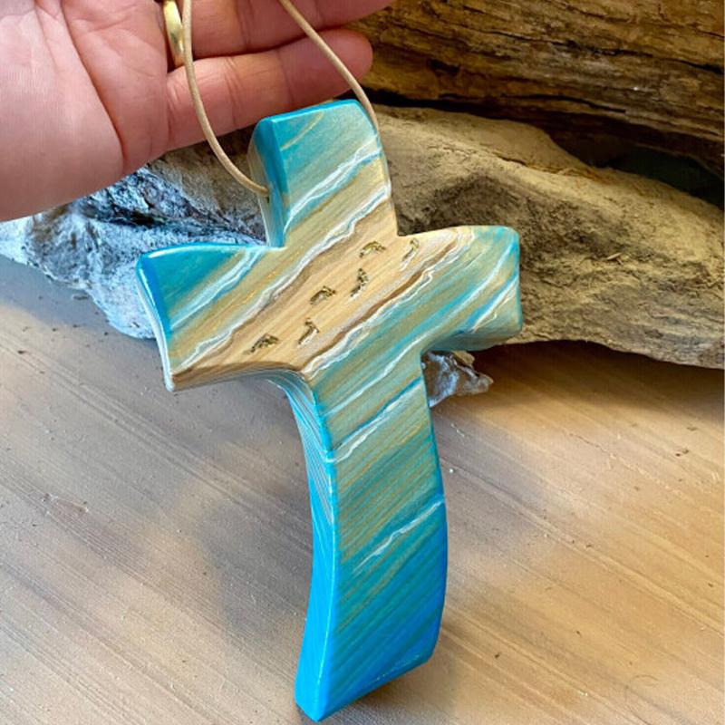 Handgefertigtes Holzkreuz