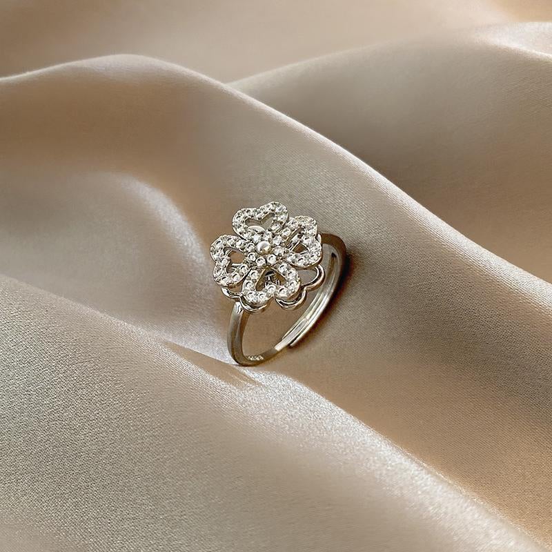 Drehbarer Diamanten Vierblättriger Kleeblatt Ring