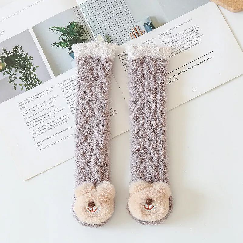 Flauschige Wintersocken für Babys