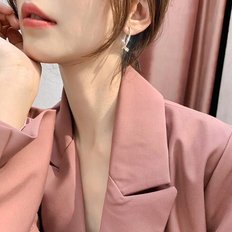 Mode Kreuz gebogene Ohrringe